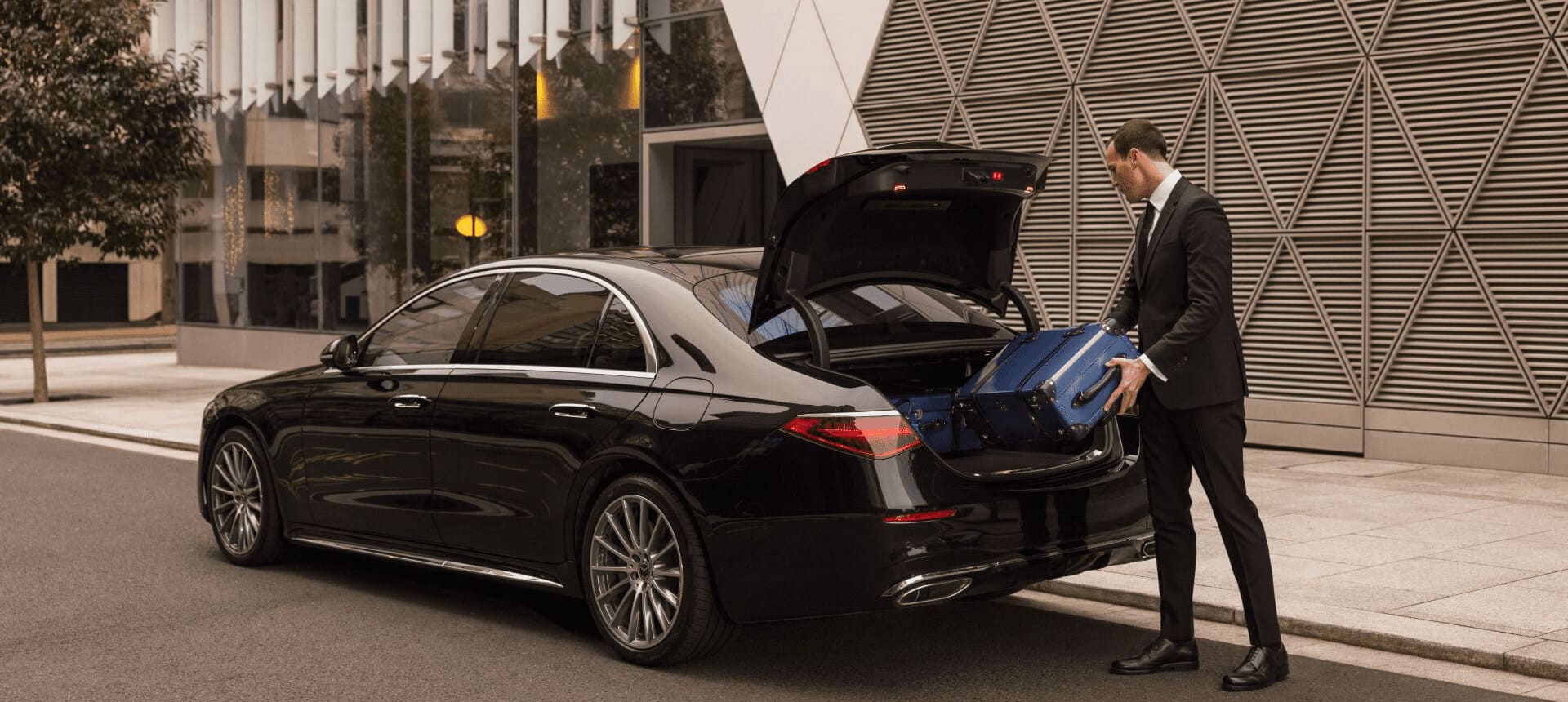 Corporate Limo Services in West Palm Beach